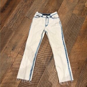 Vintage DKNY Jeans Light Wash Raw Hem Y2K Denim Made in USA 🇺🇸Size 2